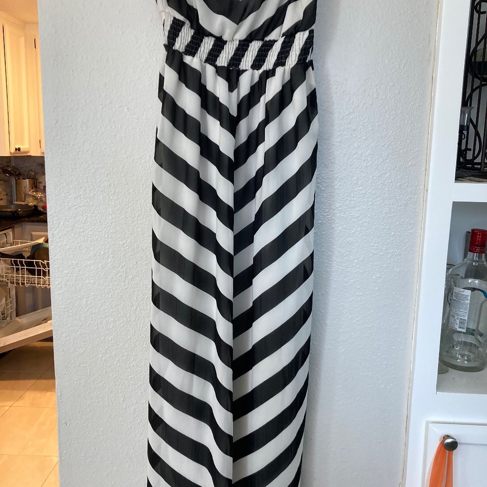 SHES COOL MAXI DRESS LARGE